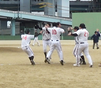 最終回5点差をひっくり返す劇的サヨナラ勝ち